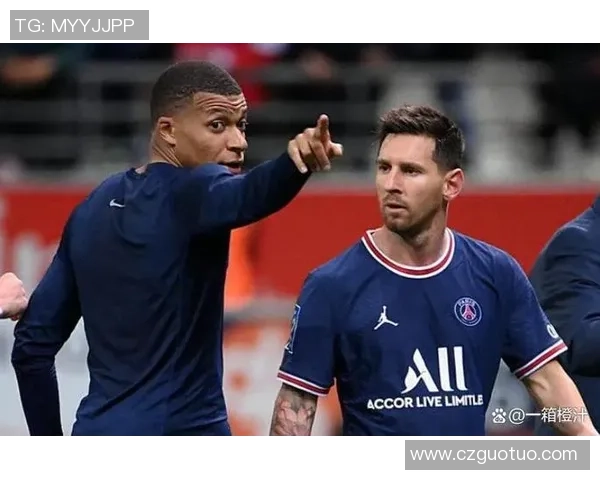 全球足球明星球服设计风潮盘点潮流款式与球迷喜好分析